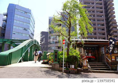 江戸情緒が残る柳橋界隈（東京都台東区柳橋1丁目） 139758541