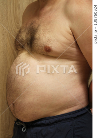 beer belly 139760924