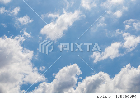 青空と白い雲 青空と白い雲 139760994