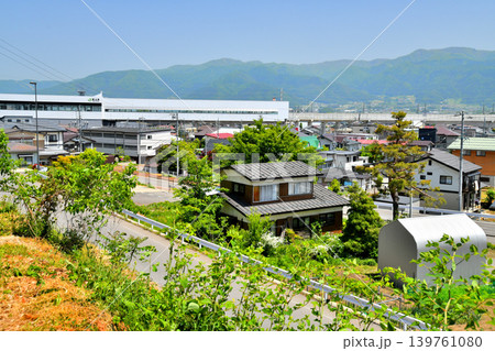 北陸新幹線 飯山駅周辺を南側より望む(長野県飯山市)【2026.5】 139761080