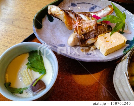 本日のランチ 焼き魚定食 本日のランチ 焼き魚定食 139761240