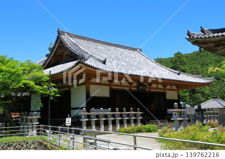 新緑の壷阪寺 139762216