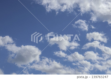 空 空 139763247