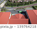 赤い屋根のある風景 139764218