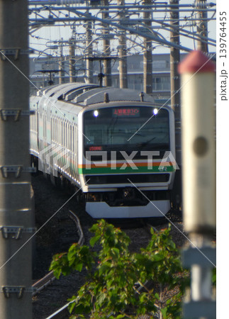 JR宇都宮線を走る電車を超望遠で撮影 139764455