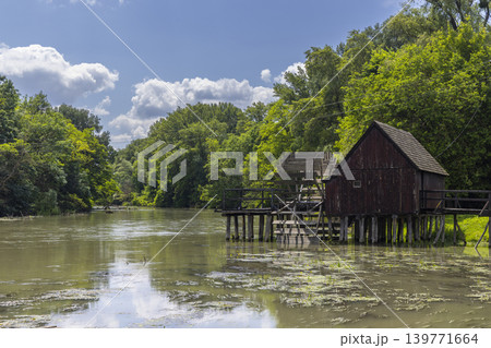 Water wheel mill in Tomasikovo, Slovakia Water wheel mill in Tomasikovo, Slovakia 139771664