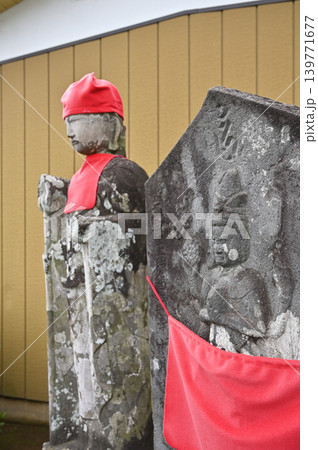 岩槻散歩：岩舟山子育延命地蔵堂　地蔵尊 139771677