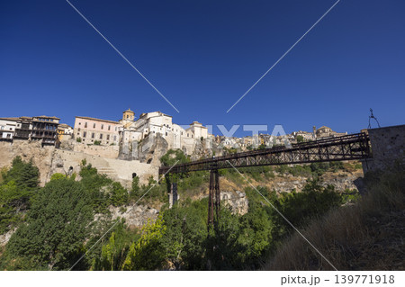 Cuenca old town, UNESCO site, Kastilie La Mancha, Spain 139771918