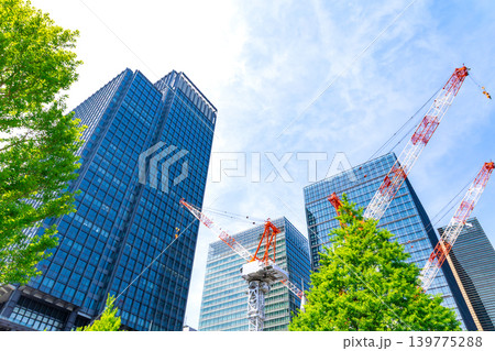 高層ビルの建設現場 139775288