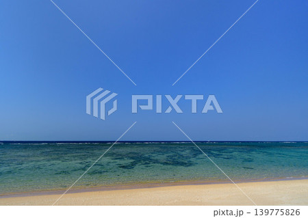 青い空と海 139775826