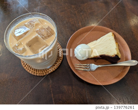 チーズケーキ&アイスカフェオレ チーズケーキ&アイスカフェオレ 139776261