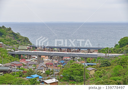 東海道新幹線　小田原－熱海　JR東海／西日本　N700A系（東京／博多）　のぞみ　ひかり　こだま 139778497
