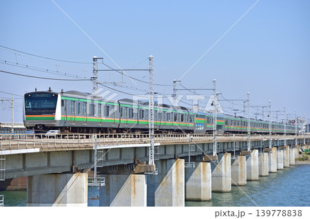 東海道本線 茅ヶ崎-平塚 JR東日本 E233系3000番台 E-10編成(小山) 東海道本線 茅ヶ崎-平塚 JR東日本 E233系3000番台 E-10編成(小山) 139778838