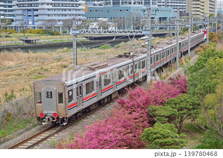東海道本線 桜木町-東高島 JR貨物 DD200-6(愛知)+東急 3000系 3008編成 東海道本線 桜木町-東高島 JR貨物 DD200-6(愛知)+東急 3000系 3008編成 139780468
