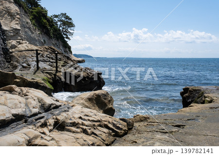 鎌倉市稲村ケ崎から海を見た風景 139782141