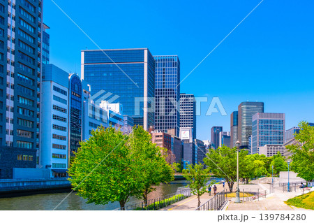 大阪 淀屋橋と中之島の高層ビル群 大阪 淀屋橋と中之島の高層ビル群 139784280