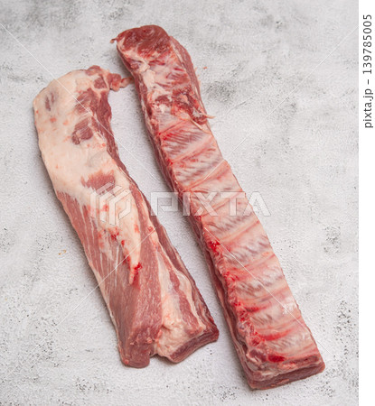 Raw pork ribs Raw pork ribs 139785005