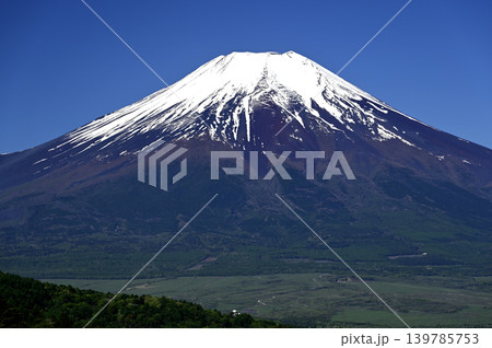 5月の富士山 (撮影地:二十曲峠) 5月の富士山 (撮影地:二十曲峠) 139785753