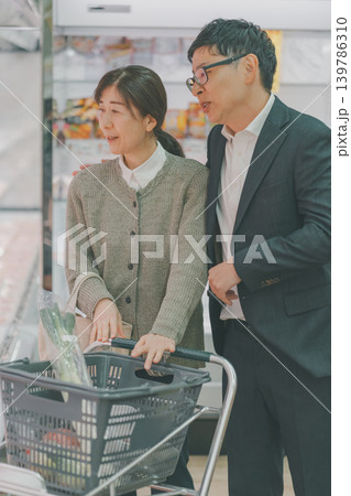 supermarket supermarket 139786310