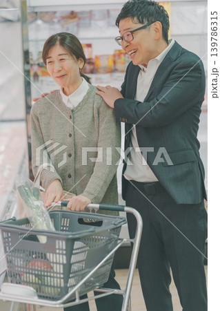 supermarket supermarket 139786315