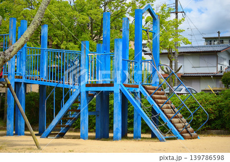 カラフルなうんてい カラフルなうんてい 139786598