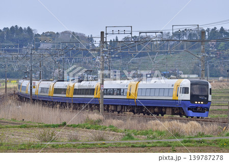 総武本線 佐倉-物井 JR東日本 255系 Be-01編成(幕張) わかしお さざなみ 総武本線 佐倉-物井 JR東日本 255系 Be-01編成(幕張) わかしお さざなみ 139787278