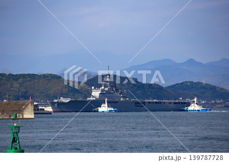 回頭中の輸送艦 139787728