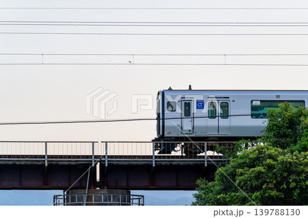 橋を渡る817系電車 橋を渡る817系電車 139788130