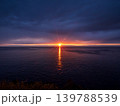 奥尻島から見る日没 139788539