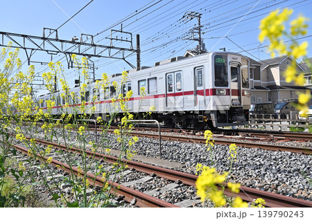 鉄道　私鉄：東武伊勢崎線　10000系　11447F 139790243