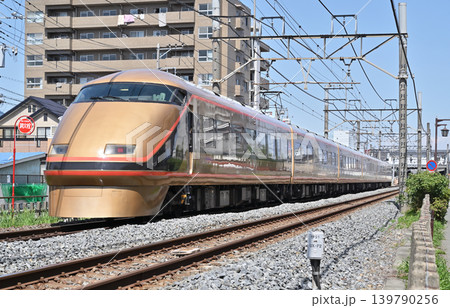 鉄道　私鉄：東武伊勢崎線　特急けごん17号 100系　103F 139790256