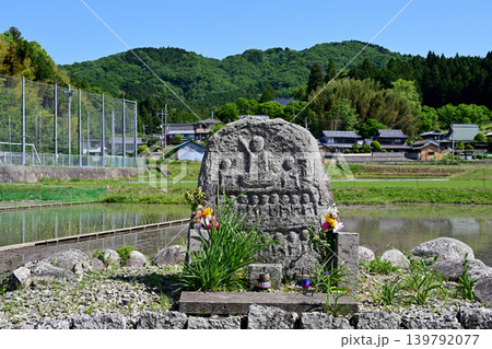豊能町　余野十三仏 139792077