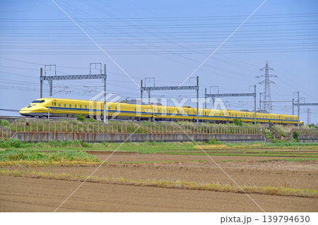 東海道新幹線 新横浜-小田原 JR西日本 923形3000番台 T5編成(博多) ドクターイエロー 東海道新幹線 新横浜-小田原 JR西日本 923形3000番台 T5編成(博多) ドクターイエロー 139794630