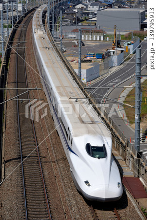 山陽新幹線N700系F16編成のぞみ124号 139795913