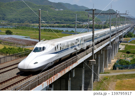 山陽新幹線N700系G30編成のぞみ135号 139795917