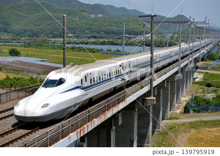 山陽新幹線N700系J6編成のぞみ19号 139795919