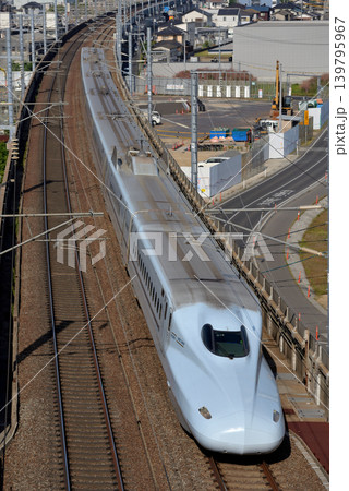 のぞみ114号スジで走る山陽新幹線N700系S19編成 139795967