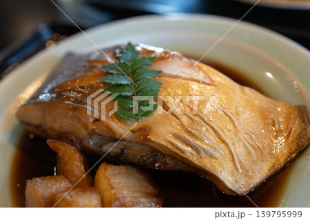 美味しい魚の煮つけ 139795999