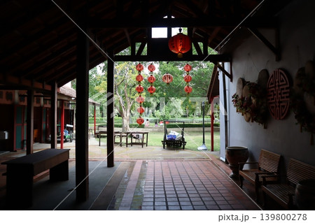 Traditional Covered Courtyard with Red Lanterns Traditional Covered Courtyard with Red Lanterns 139800278