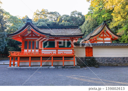 大分県にある日本三大八幡宮朱塗りの宇佐神宮下宮 大分県にある日本三大八幡宮朱塗りの宇佐神宮下宮 139802613