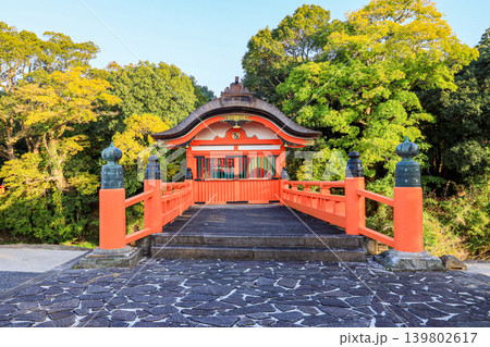 大分県の宇佐神宮県指定有形文化財の朱塗りの呉橋 大分県の宇佐神宮県指定有形文化財の朱塗りの呉橋 139802617