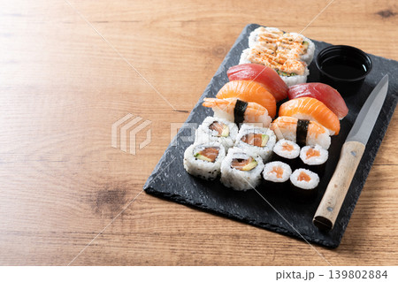 Fresh sushi assortment with salmon maki and nigiri 139802884