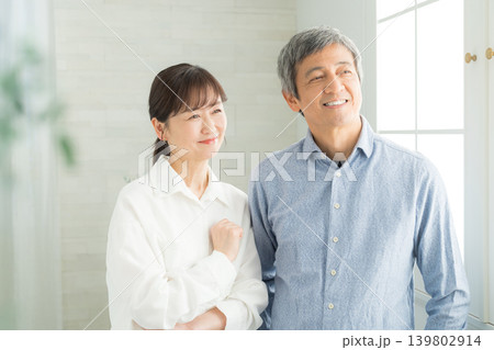 元気なシニア夫婦 元気なシニア夫婦 139802914