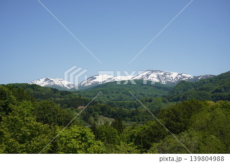 残雪の残る山 残雪の残る山 139804988