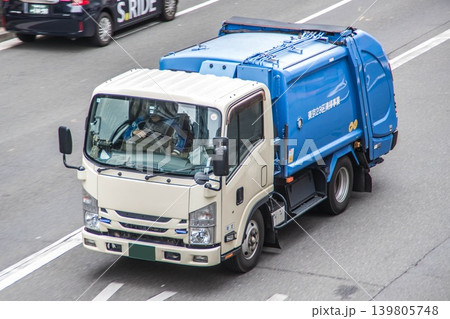 清掃車　ゴミ収集車 139805748