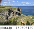 沖縄恩納村 万座毛「琉球石灰岩の断崖」 139806120