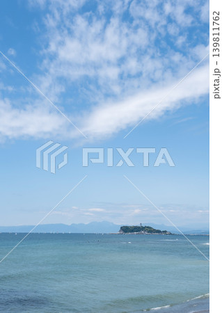 稲村ケ崎から江の島を望む 139811762