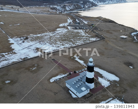 北海道網走市の能取岬の灯台の空撮 139811943