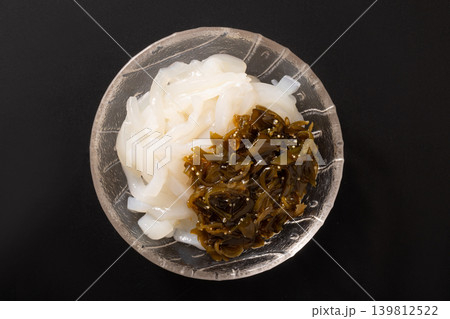 いかそうめん 子持ちめかぶ いかそうめん 子持ちめかぶ 139812522
