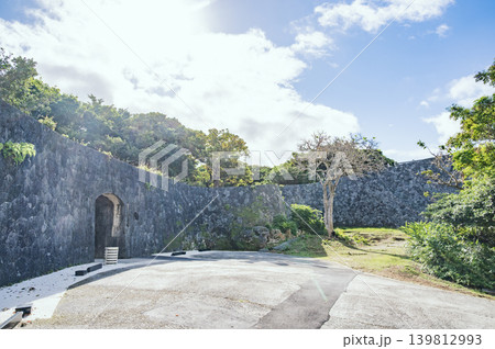 沖縄 首里城木曳門 沖縄 首里城木曳門 139812993